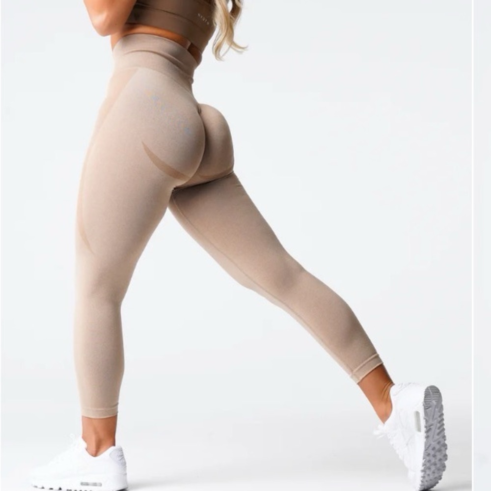 NVGTN Beige Leggings Contour Leggings